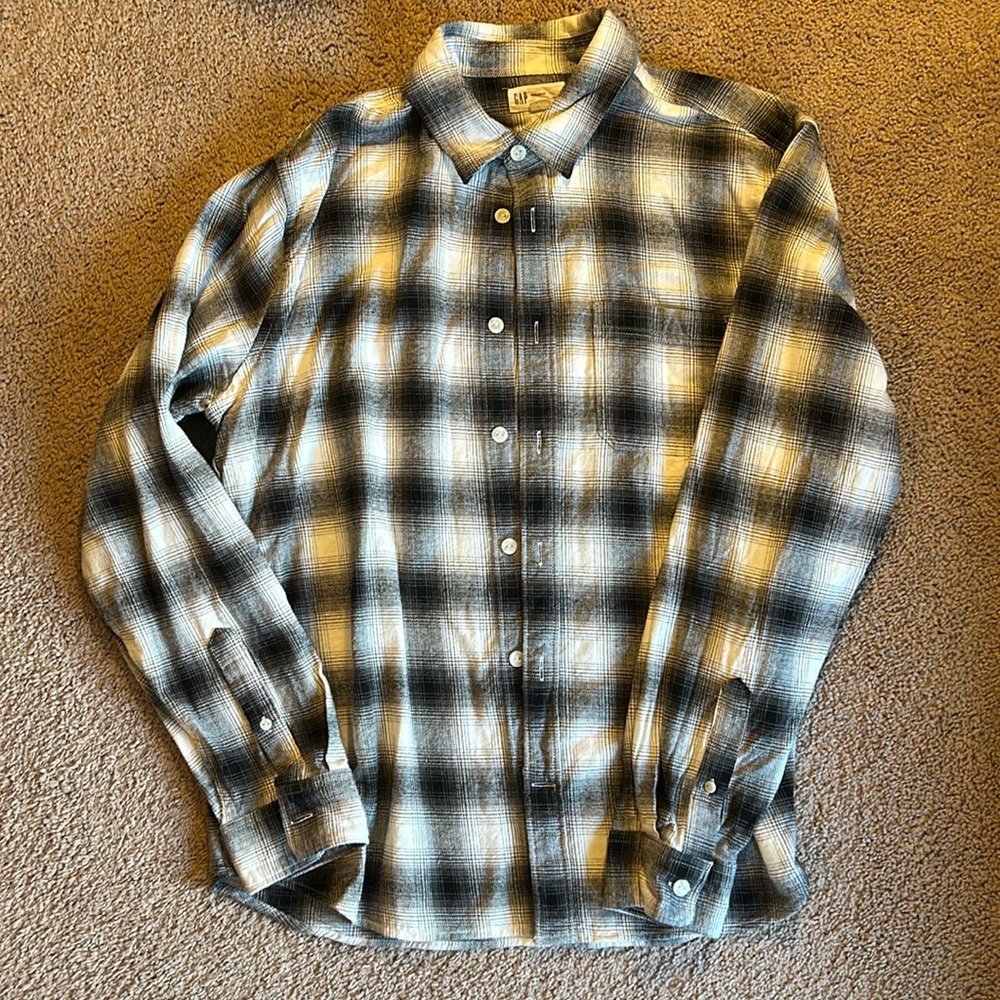 Gap flannel button down